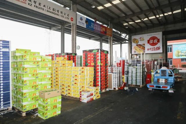 疫情防控严格到位！BSport体育官网生物开展金汇镇辉展水果市场进口水果消毒服务工作