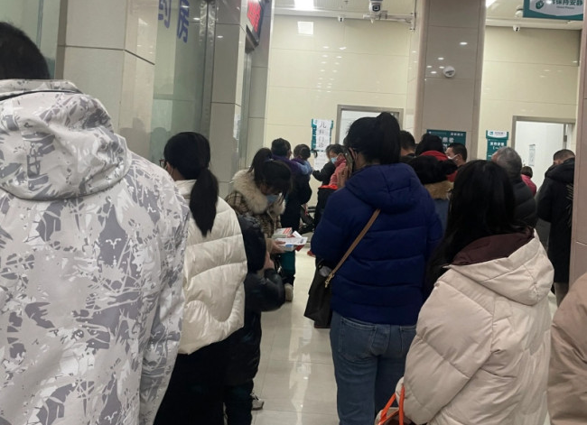 放开后的医院环境如何消毒服务，减少医护人员的病毒感染?