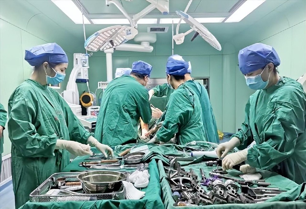 新型院感防控，医院手术室空间消毒服务方法