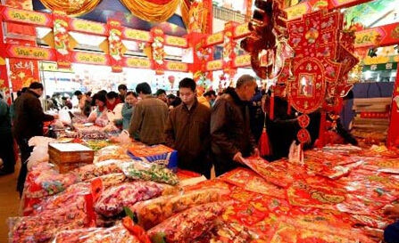 商务部：春节期间办年货，商场、农贸市场要加强环境卫生消毒服务